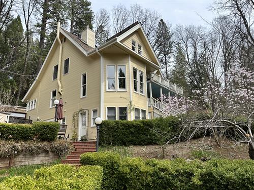 Nevada City Victorian home