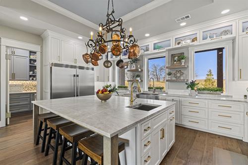 Gallery Image Blake_Kitchen_Rt_View.jpg