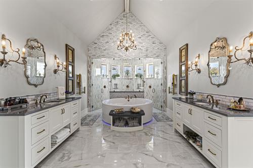 Gallery Image Blake_Owners_Bath_Submission.jpg