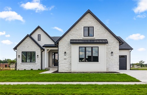 Gallery Image 309_SW_18th_St-1.jpg