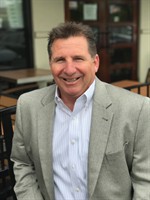 Gallery Image John_headshot_head_shot_21070508_(1).jpg