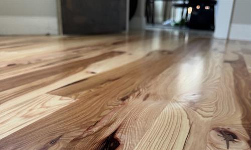 Gallery Image 10hickory-duo_satin.jpg