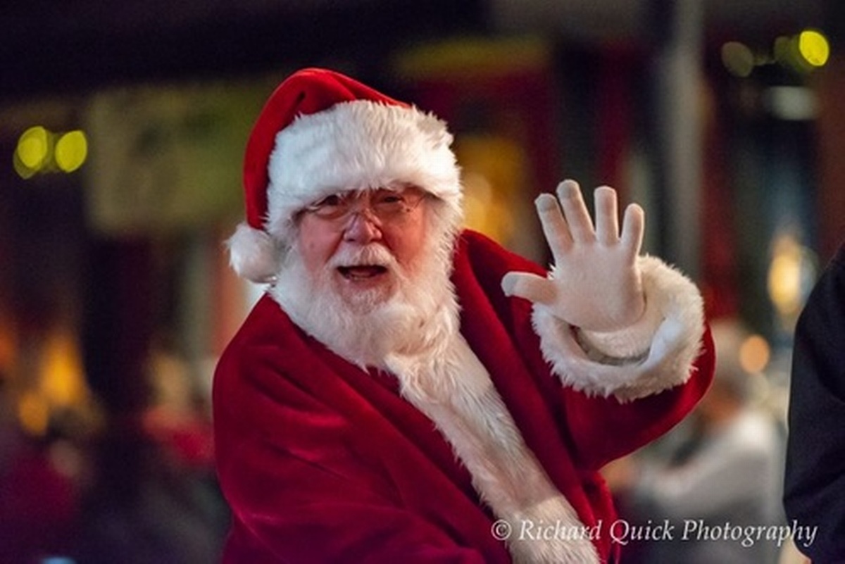 Eureka Springs Christmas 2022 Christmas Parade Of Lights - Dec 2, 2022 - Greater Eureka Springs Chamber  Of Commerce, Ar