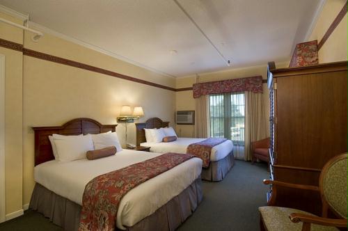 Suite in the historic Madden Inn