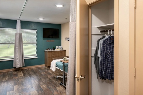 Gallery Image Whitney-Nursing-Rehab-Whitney-Texas-Seniors-Care-Quality%203_150426-081259.jpg