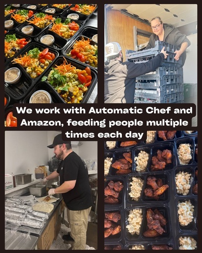 Gallery Image waco-hometown-bakery-catering-food-truck-ready-to-eat-backyard-food-beverage-services-hillsboro-gallery-2_220726-101858.jpg