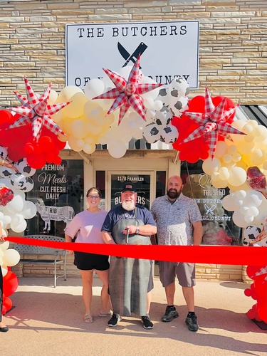 Gallery Image the-butchers-of-hill-county-local-community-butcher-shop-grocery-food-hillsboro-texas-12.jpg