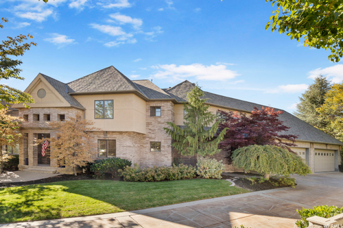 Gallery Image Real%20Estate%20Image%201.png