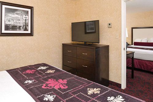Gallery Image family-suite-1.png