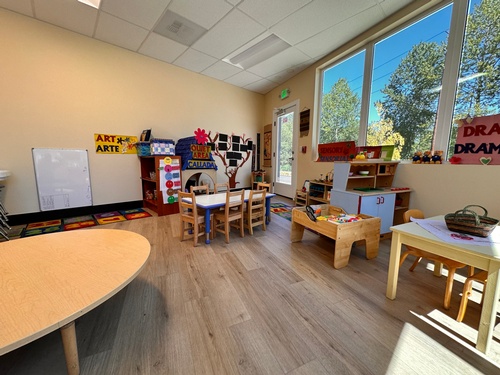 Gallery Image 525956948_122103837110958990_2183694713273000154_n.jpg