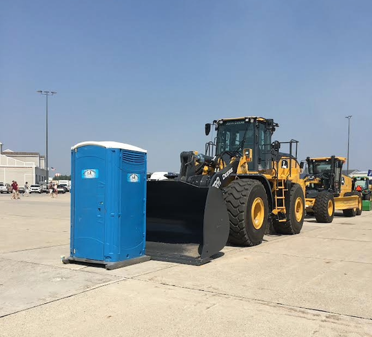 Gallery Image Toilet%20and%20mover-2.5.26_090226-081523.png