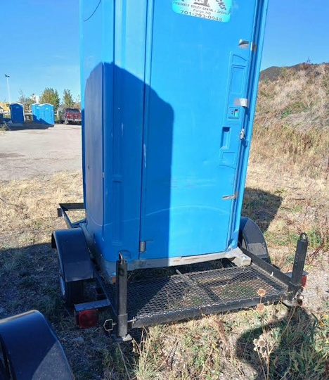 Gallery Image toilet%20on%20trailer-2.5.26_090226-081935.png