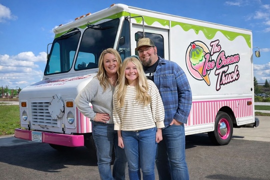 Angie, Brad, & Molly Olson