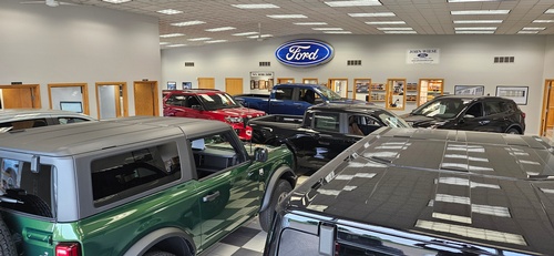 Gallery Image Showfloor%206-11-25%20(2).jpg