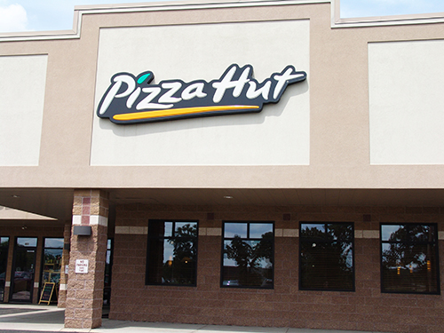 Outdoor view of Pizza Hut