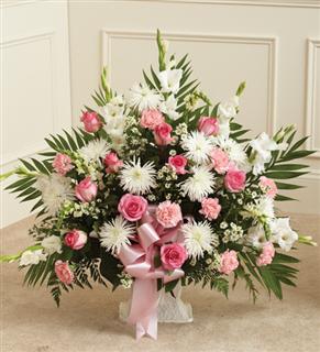 Large bouquet center piece of pink and white flowers