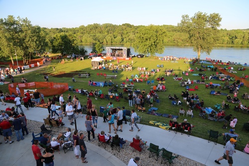 Gallery Image 0399%20grounds_040326-091320.JPG