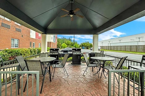 Gallery Image candlewood%20suites%202026%20(13).jpg
