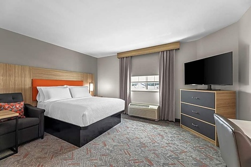 Gallery Image candlewood%20suites%202026%20(5).jpg