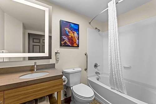 Gallery Image candlewood%20suites%202026%20(6).jpg