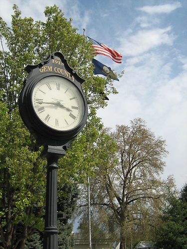 Gem County Courthouse clock