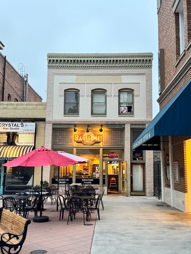 Gallery Image bagel%20me%20store.jpg