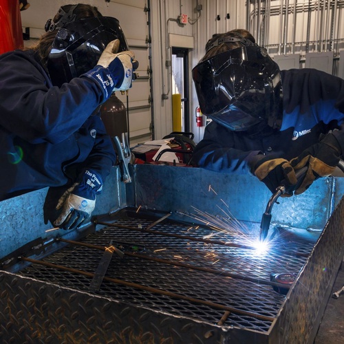 Gallery Image JTXrI9Yg.jpg