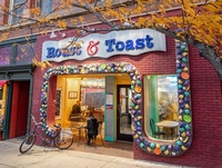 Roast & Toast Coffee - Cafe