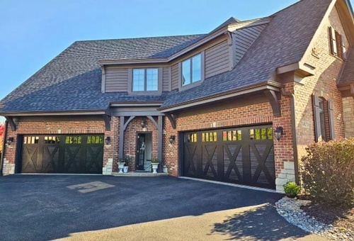 Gallery Image nohds-hero-garage-door-replacement.jpg