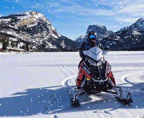 Snowmobile Pinedale, Continental Divide and eastern Wyoming Range trail systems