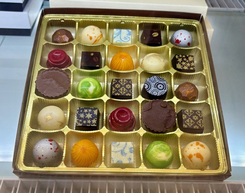 Gallery Image Chandy's%20Candies%205.jpg