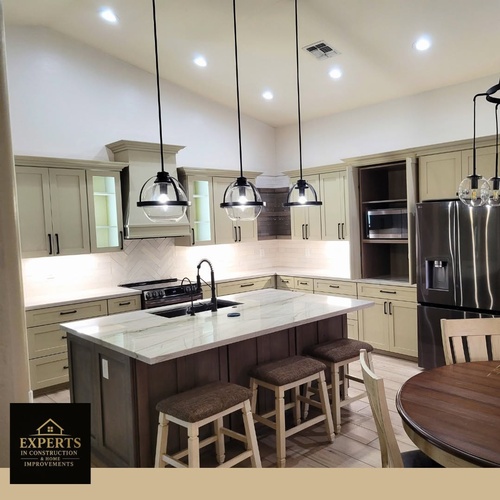 Gallery Image experts%203.jpg