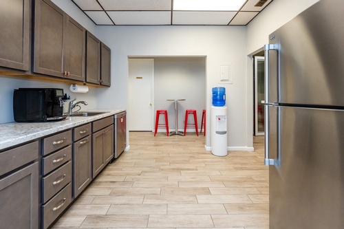 Gallery Image IMG_2155.jpeg