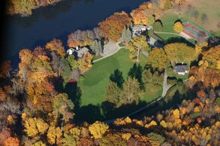 Gallery Image Lodge9_191225-040646.jpg