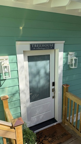 Gallery Image T1_100426-072205.jpg