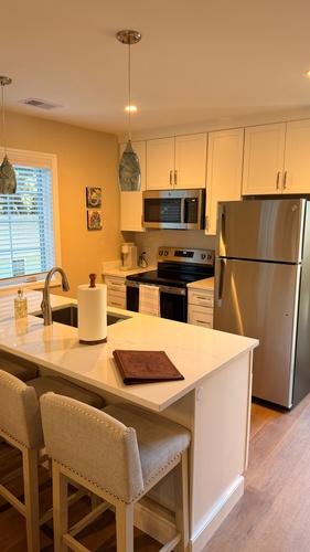 Gallery Image T2_100426-072219.jpg