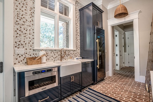 Gallery Image OB104191-HDR.jpg