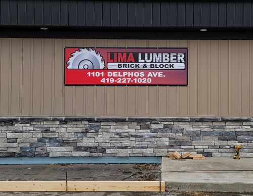 Gallery Image outdoor-sign-panels-lima-lumber.jpg