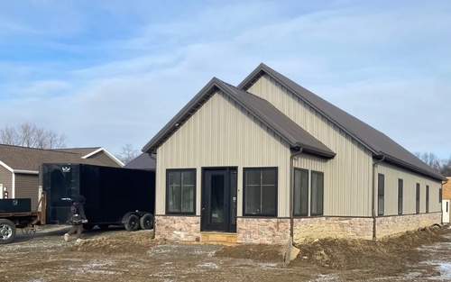 Gallery Image barn4_160326-032251.jpg