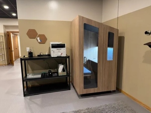 Gallery Image Private%20Phone%20Booth.jpg
