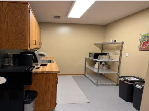 Gallery Image Work%20Space%20and%20Equipment.jpg