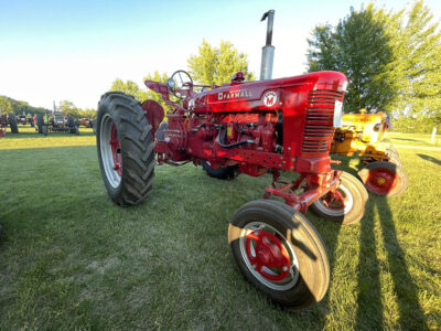 Gallery Image red%20tractor.jpg