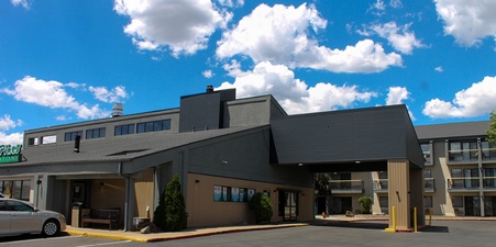 The Kendrick Hotel/Northern Pines Restaurant 