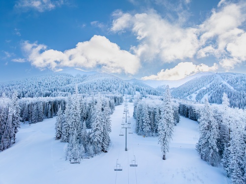 Gallery Image Aerial%20Shot%20of%20Snowbowl%20after%20Snow%20-%20Courtesy%20of%20Arizona%20Snowbowl.jpg