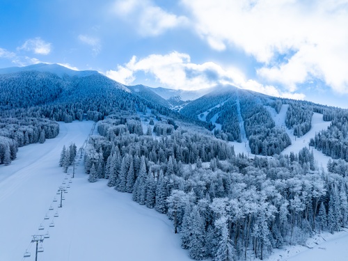 Gallery Image Drone%20Shot%20of%20Snowbowl%20After%20Snowfall%20-%20Courtesy%20of%20Arizona%20Snowbowl.jpg
