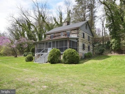 Riverfront Pioneer Cabins, LLC