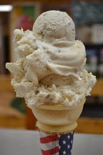 Gallery Image Youngs%20Dairy%20ice%20cream.jpg