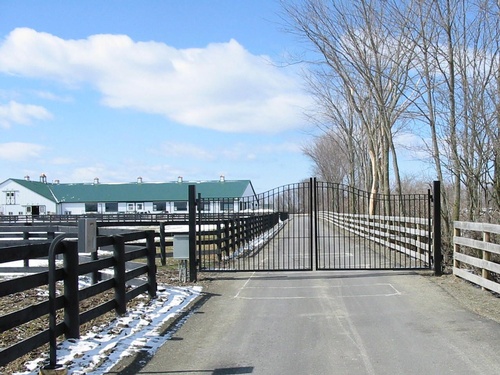 Gallery Image Horse%20Farm%20Gates.jpg