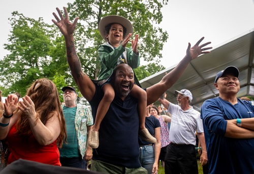 Gallery Image Fifth_JazzFest_Day1_Francesco_DAmico%20(1).jpg