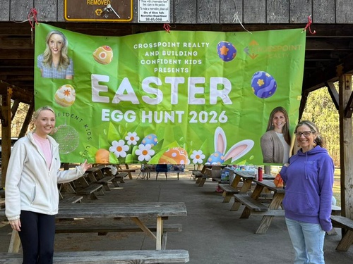 Gallery Image easter%20egg%20hunt%20Crandall%20park.jpg